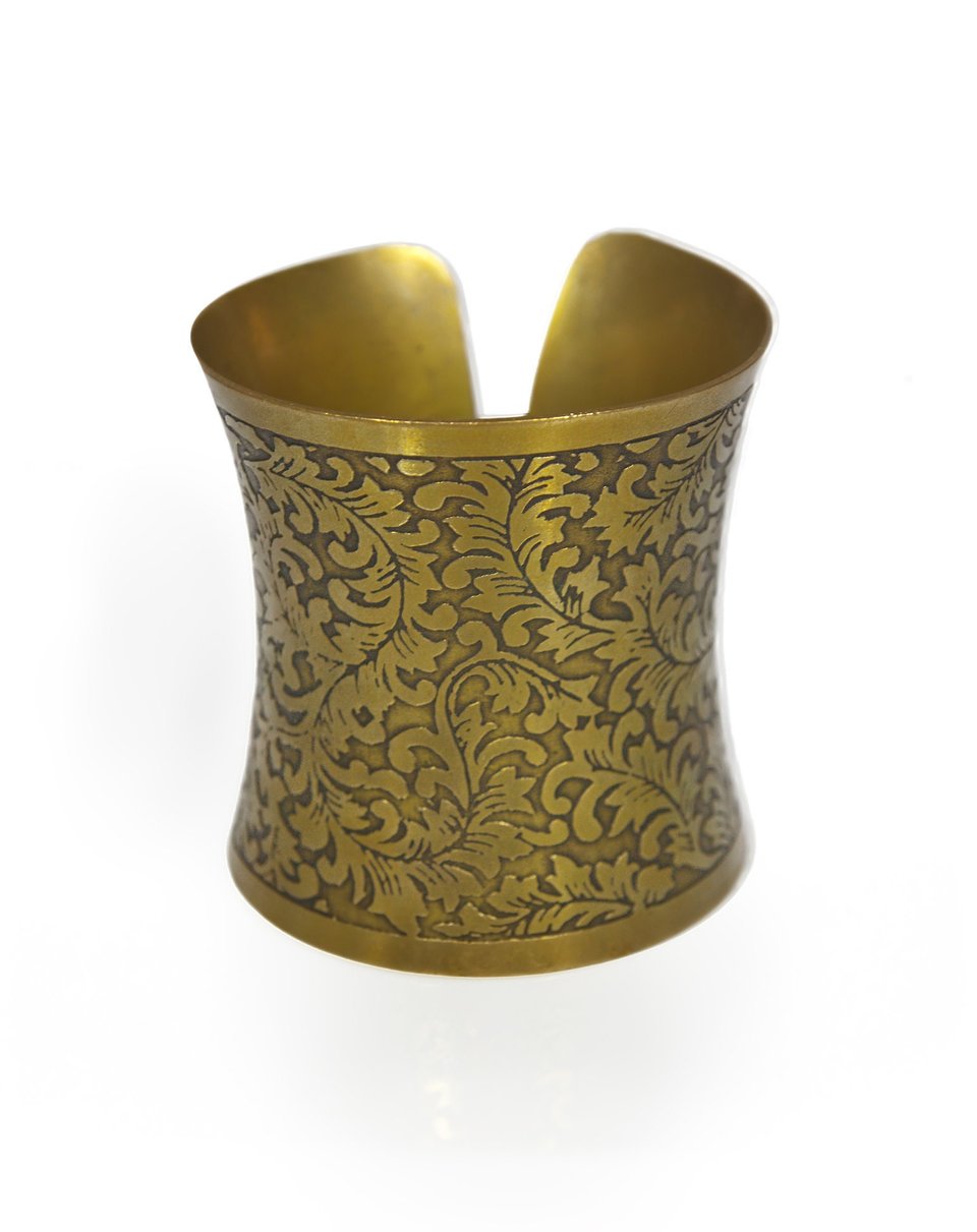 Handcrafted Copper Cuff Bracelet: Unique Style and Radiance